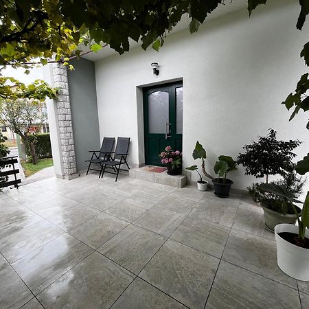 The Green Door Apartment Postojna Extérieur photo